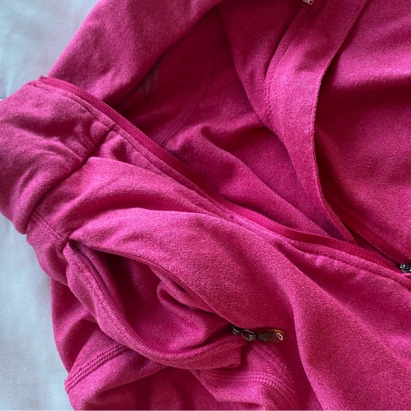 ASICS 1/4 zip pullover - Picture 6 of 6